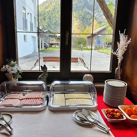 Goldener Adler Bed & Breakfast Scharnitz Bagian luar foto
