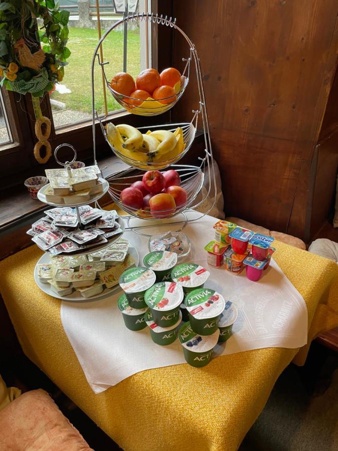 Goldener Adler Bed & Breakfast Scharnitz Bagian luar foto